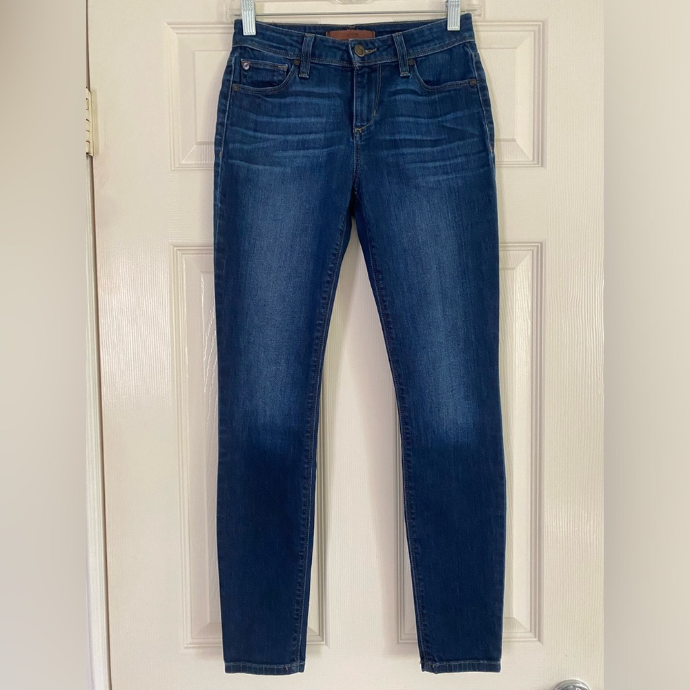 EUC Joe's Jeans The Icon Mid Rise Skinny Ankle Blue Jeans size 24